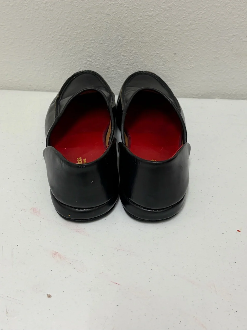 VTG Evan’s Standard Cherokee Black Leather Slip-On Loafers with Red Insole